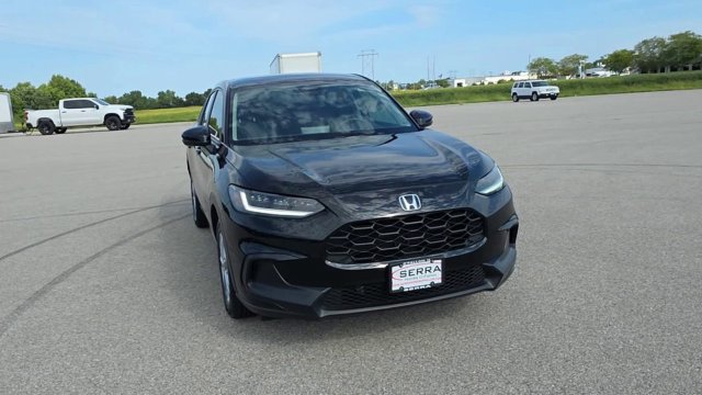 Used 2024 Honda HR-V LX image 2