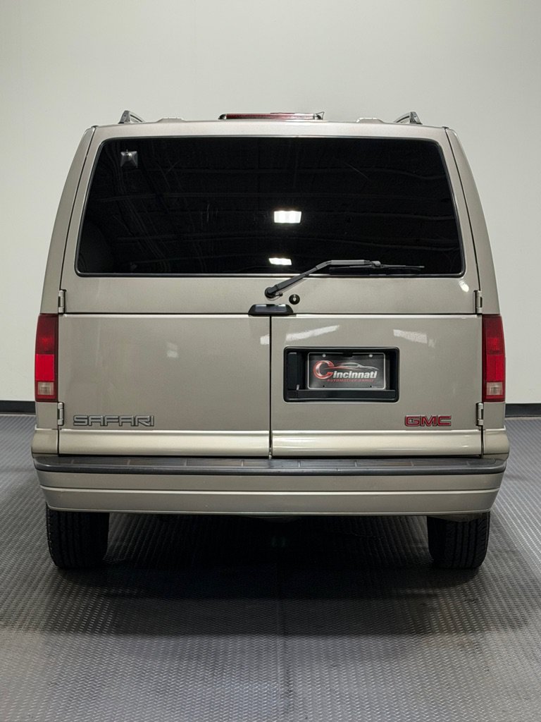 Used 2001 GMC Safari Passenger RWD image 6