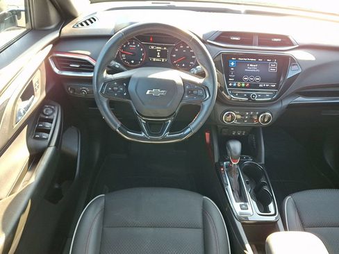 Certified 2023 Chevrolet TrailBlazer RS w/ Convenience Package AWD/4WD image 2