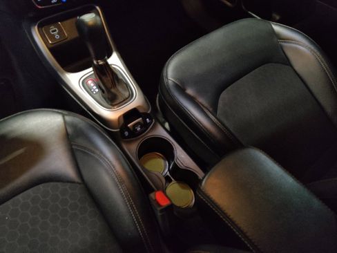 Used 2017 Jeep Compass Latitude w/ Popular Equipment Group image 26