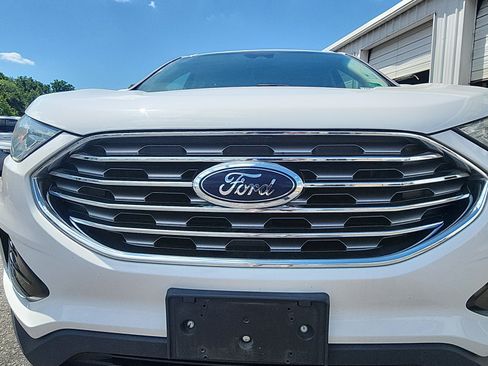 Used 2019 Ford Edge SEL AWD/4WD image 11