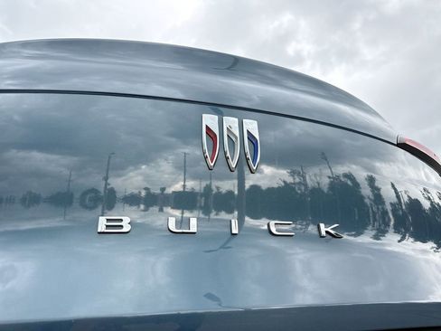 Used 2025 Buick Envista Preferred w/ Convenience I Package FWD image 6