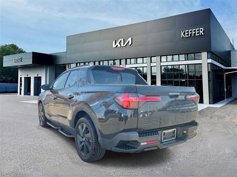 Used 2024 Hyundai Santa Cruz Night image 6