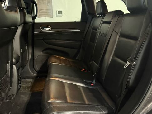 Used 2020 Jeep Grand Cherokee Limited image 14