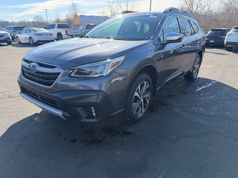 Used 2022 Subaru Outback Touring w/ Popular Package #2 image 1