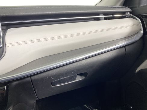 Used 2022 Jeep Compass Limited w/ Sun and Sound Group image 32