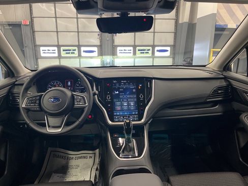 Certified 2025 Subaru Outback Premium w/ Popular Package #1A image 27