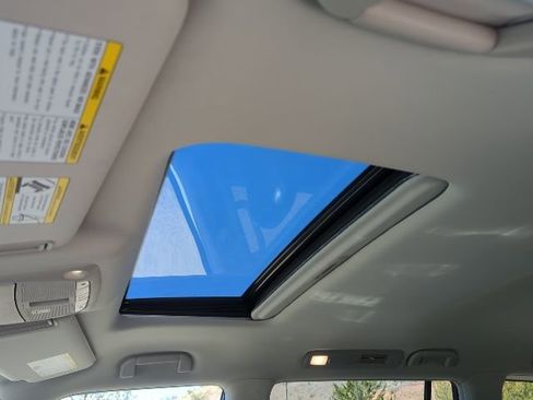 Used 2024 INFINITI QX80 Luxe image 16