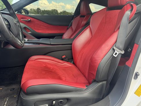 Used 2021 Lexus LC 500 Coupe w/ Performance Package RWD image 2