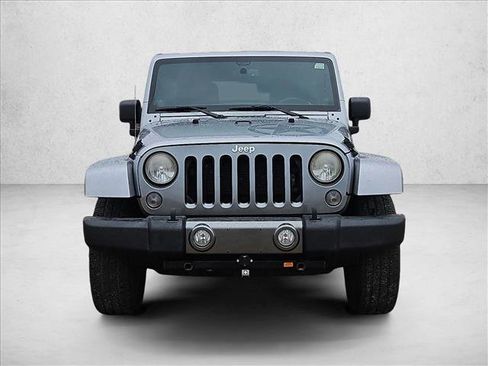 Used 2014 Jeep Wrangler Freedom Edition image 2