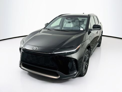 Used 2024 Toyota bZ4X Limited AWD/4WD image 3