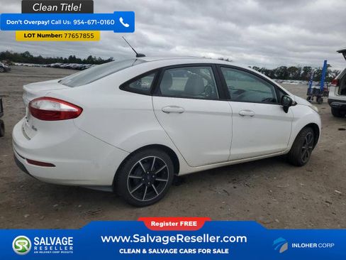 Used 2015 Ford Fiesta SE image 4