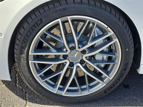 New 2026 Mercedes-Benz C 43 AMG 4MATIC Sedan image 9