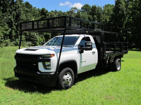 Used 2020 Chevrolet Silverado 3500 W/T w/ WT Convenience Package image 2