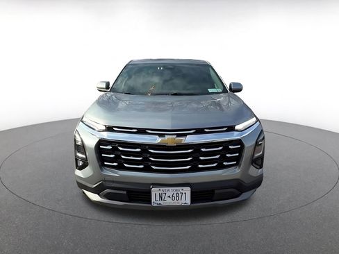 Used 2025 Chevrolet Equinox LT image 4