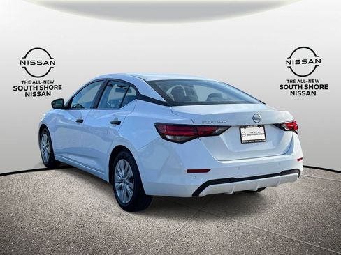 Certified 2025 Nissan Sentra S image 8