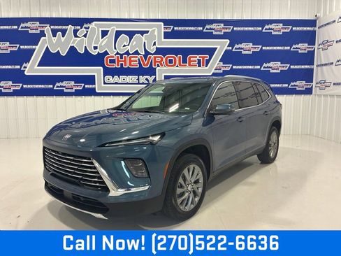 Used 2026 Buick Enclave Preferred AWD/4WD image 1