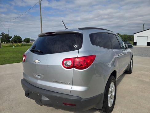 Used 2012 Chevrolet Traverse LT FWD image 10