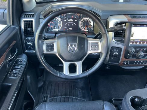 Used 2018 RAM 2500 Laramie AWD/4WD image 15