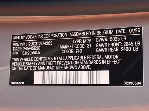 New 2026 Volvo XC40 B5 Plus w/ Climate Package AWD/4WD image 18