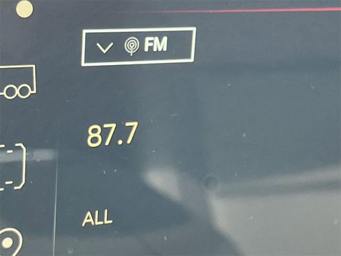 New 2026 GMC Sierra 3500 SLT w/ SLT Premium Package image 21