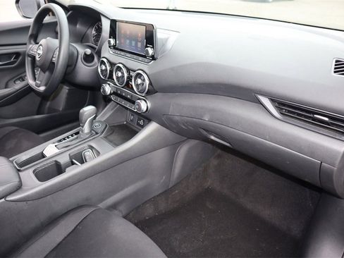 Certified 2025 Nissan Sentra S image 23