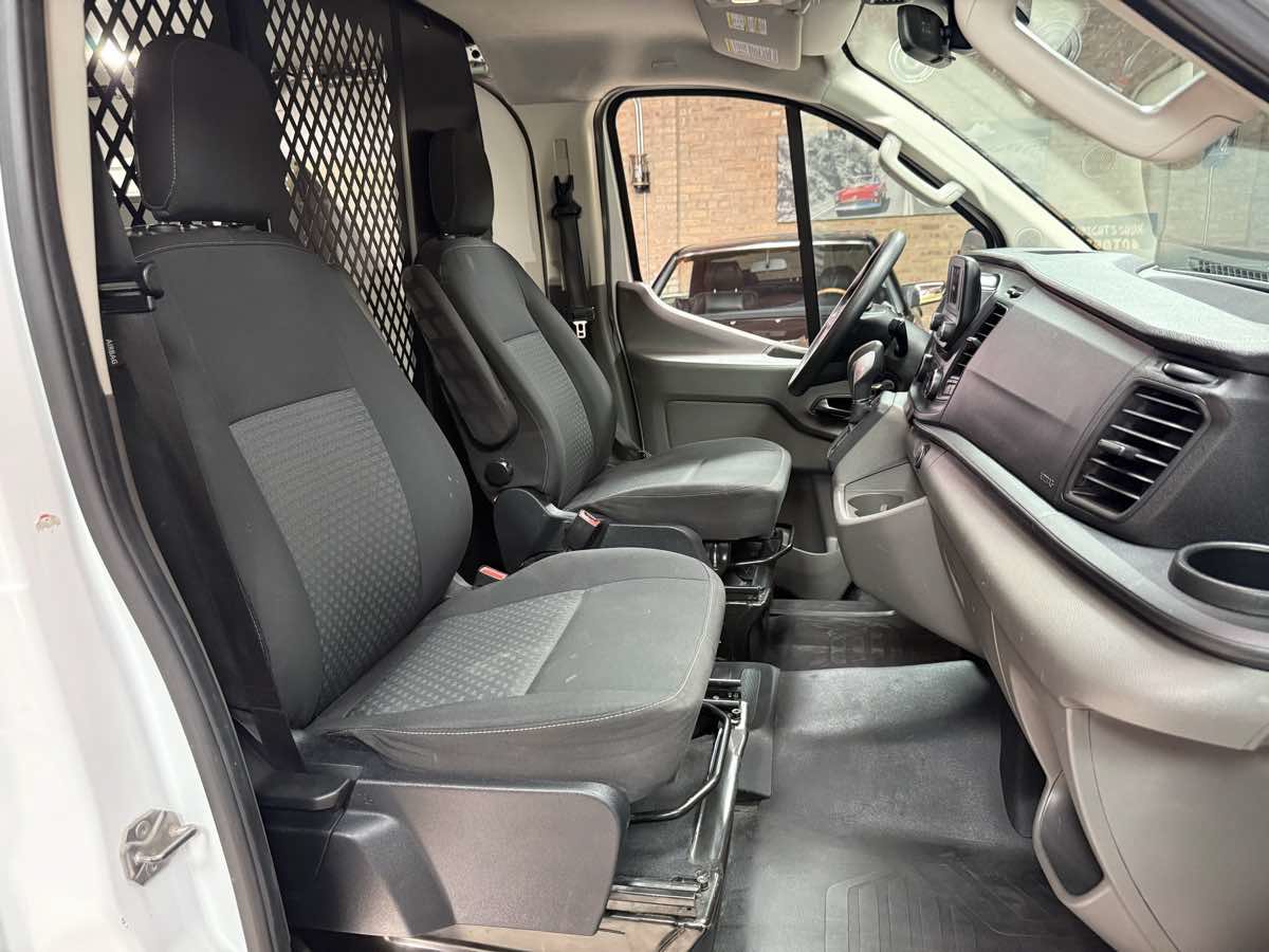 Used 2020 Ford Transit 250 Low Roof w/ Exterior Upgrade Package RWD image 25
