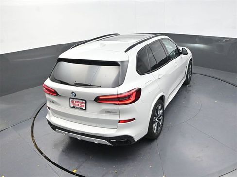 Used 2022 BMW X5 xDrive40i w/ M Sport Package image 25