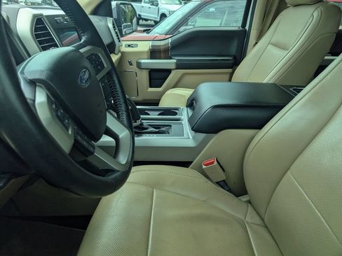 Used 2017 Ford F150 Lariat AWD/4WD image 7