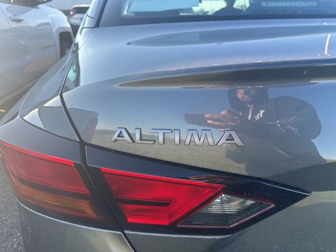 Used 2025 Nissan Altima 2.5 SL image 7