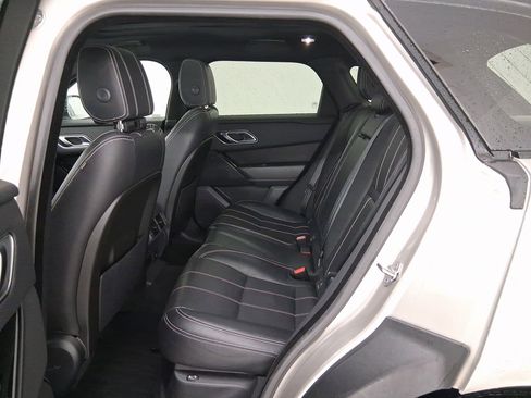 Used 2020 Land Rover Range Rover Velar R-Dynamic S image 13