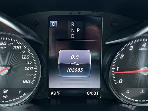 Used 2018 Mercedes-Benz C 300 Sedan w/ Premium Package image 18