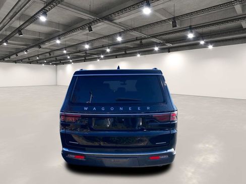 Used 2022 Jeep Wagoneer Series II image 6