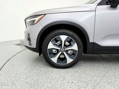 New 2026 Volvo XC40 B5 Plus w/ Protection Package Premier image 17