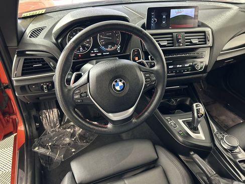 Used 2017 BMW 230i Convertible image 21