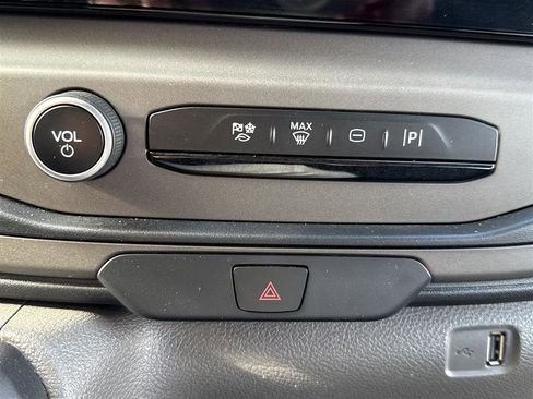 Used 2022 Ford Transit 350 XLT image 43