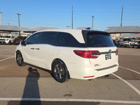 Used 2024 Honda Odyssey EX image 8