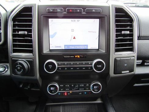 Used 2021 Ford Expedition XLT w/ Equipment Group 202A image 11