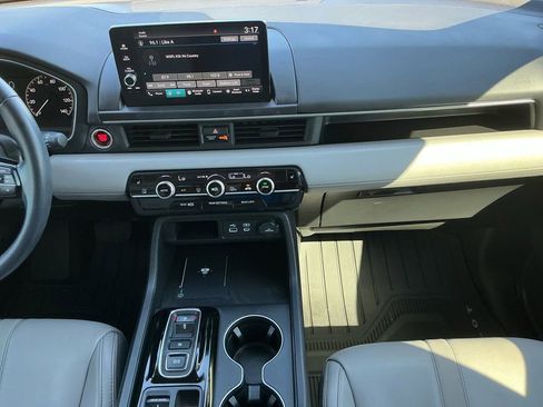 Used 2025 Honda Pilot EX-L image 20