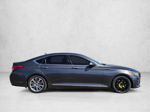 Used 2018 Genesis G80 3.8 RWD image 4