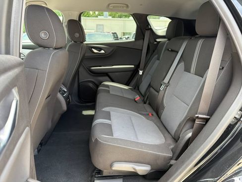 Certified 2024 Chevrolet Blazer LT w/ Convenience Package FWD image 30