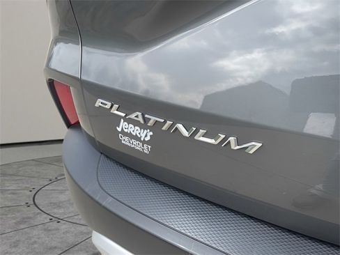 Used 2023 Ford Escape Platinum image 10