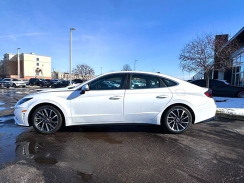 Used 2023 Hyundai Sonata Limited image 4