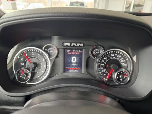 Used 2024 RAM 2500 Big Horn w/ Bed Utility Group image 19