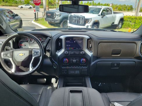 Used 2021 Chevrolet Silverado 1500 LTZ w/ Max Trailering Package AWD/4WD image 17