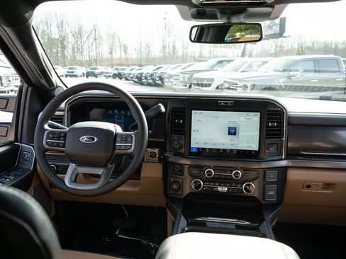 New 2026 Ford F350 Lariat w/ Lariat Ultimate Package AWD/4WD image 33