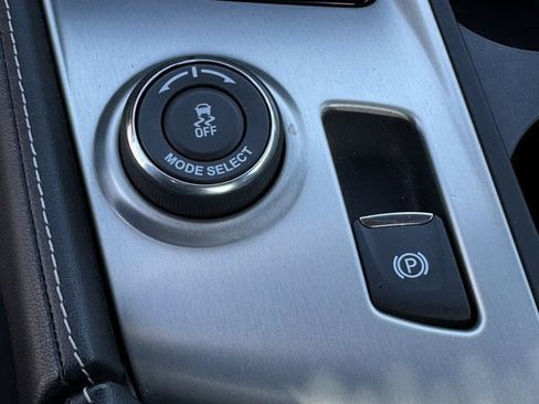 Used 2016 Chevrolet Corvette Z06 w/ 2LZ Preferred Equipment Group image 23