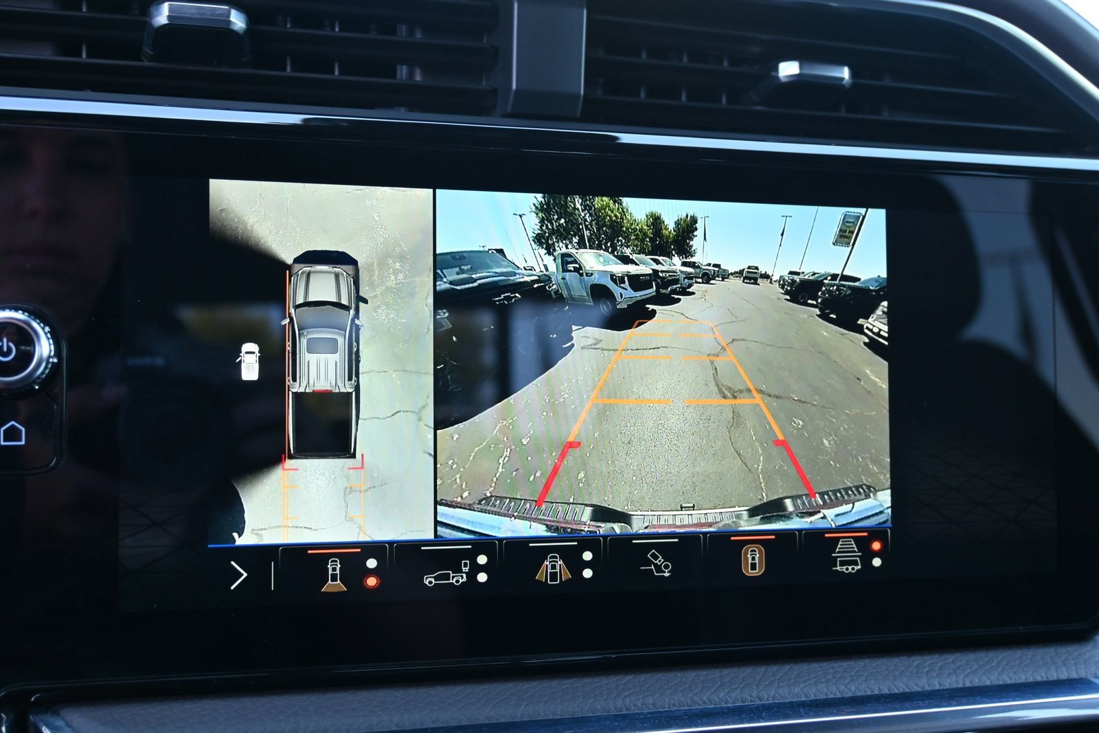 Used 2025 GMC Sierra 1500 Denali AWD/4WD image 13