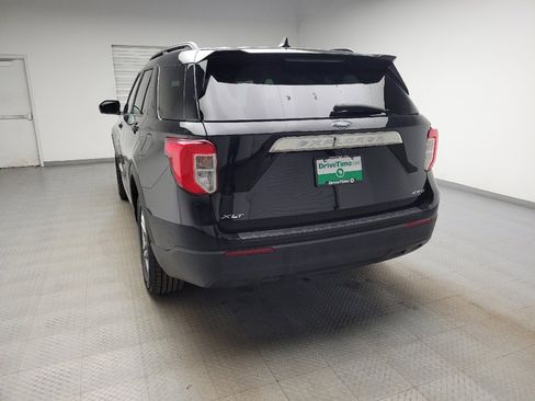 Used 2022 Ford Explorer XLT image 6
