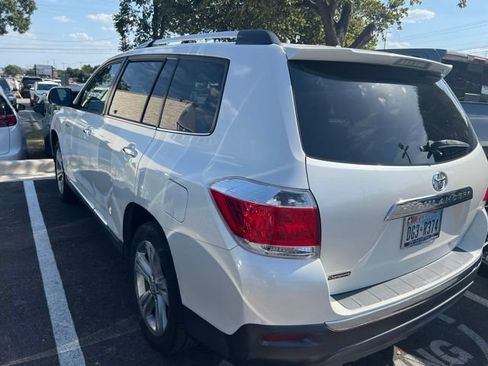 Used 2012 Toyota Highlander Limited FWD image 4